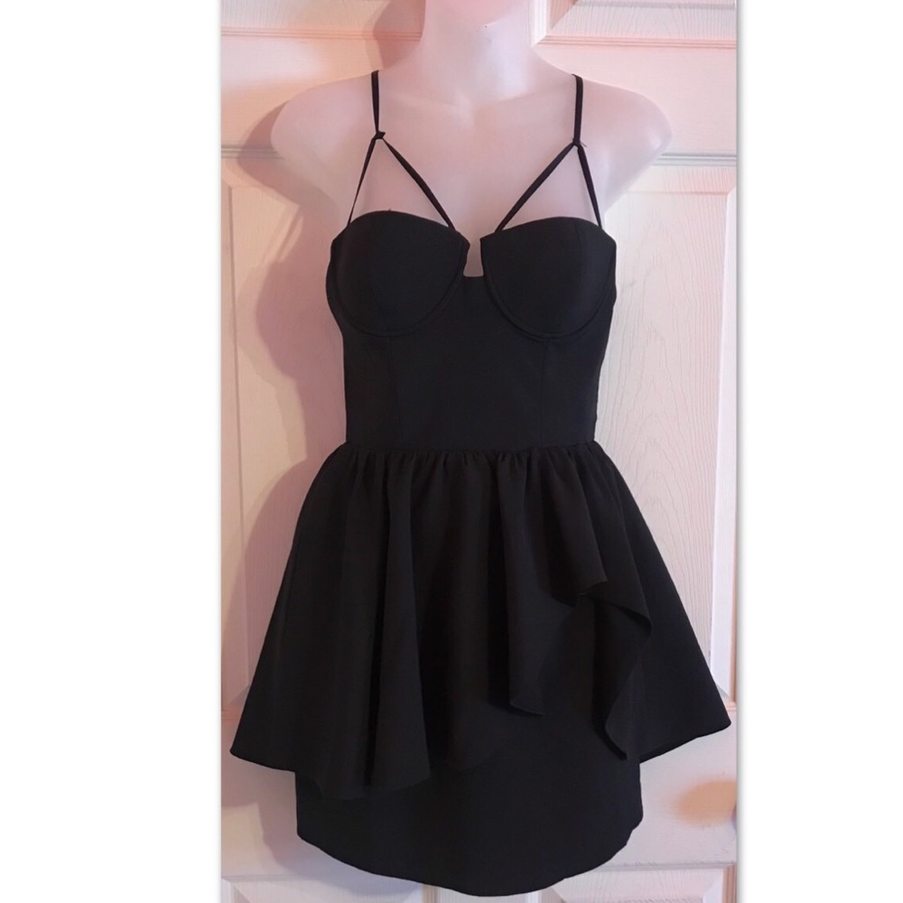 Women’s Revolve NBD Black Swoon Cocktail Dress - Picture 3 of 6